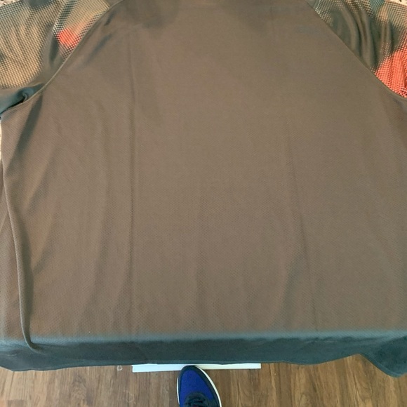 Under armor unstoppable shirt - Picture 5 of 8